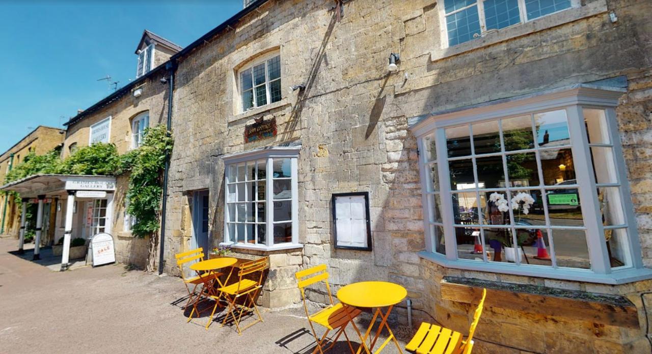 Siam Cottage Guesthouse Over 300 Years Old With Thai Restaurant Moreton-in-Marsh Kültér fotó