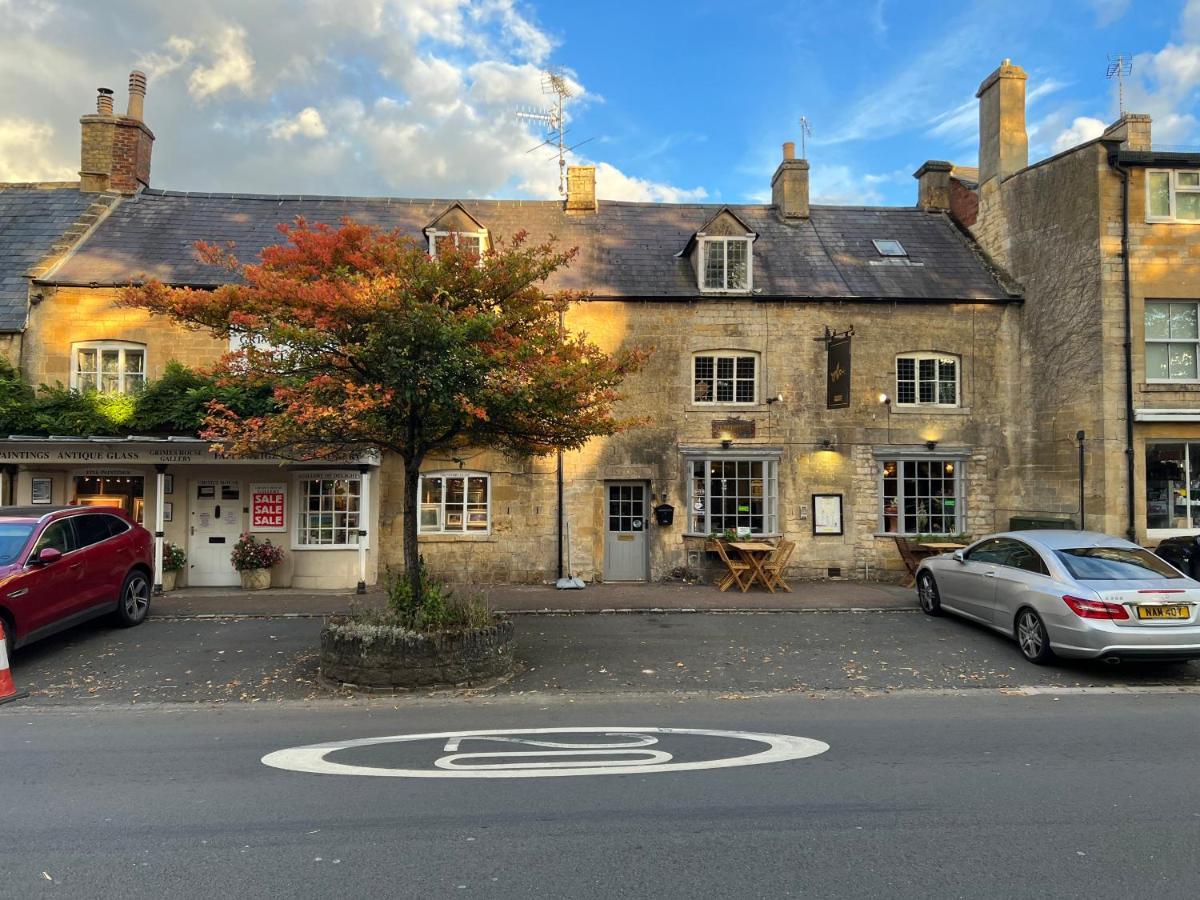Siam Cottage Guesthouse Over 300 Years Old With Thai Restaurant Moreton-in-Marsh Kültér fotó