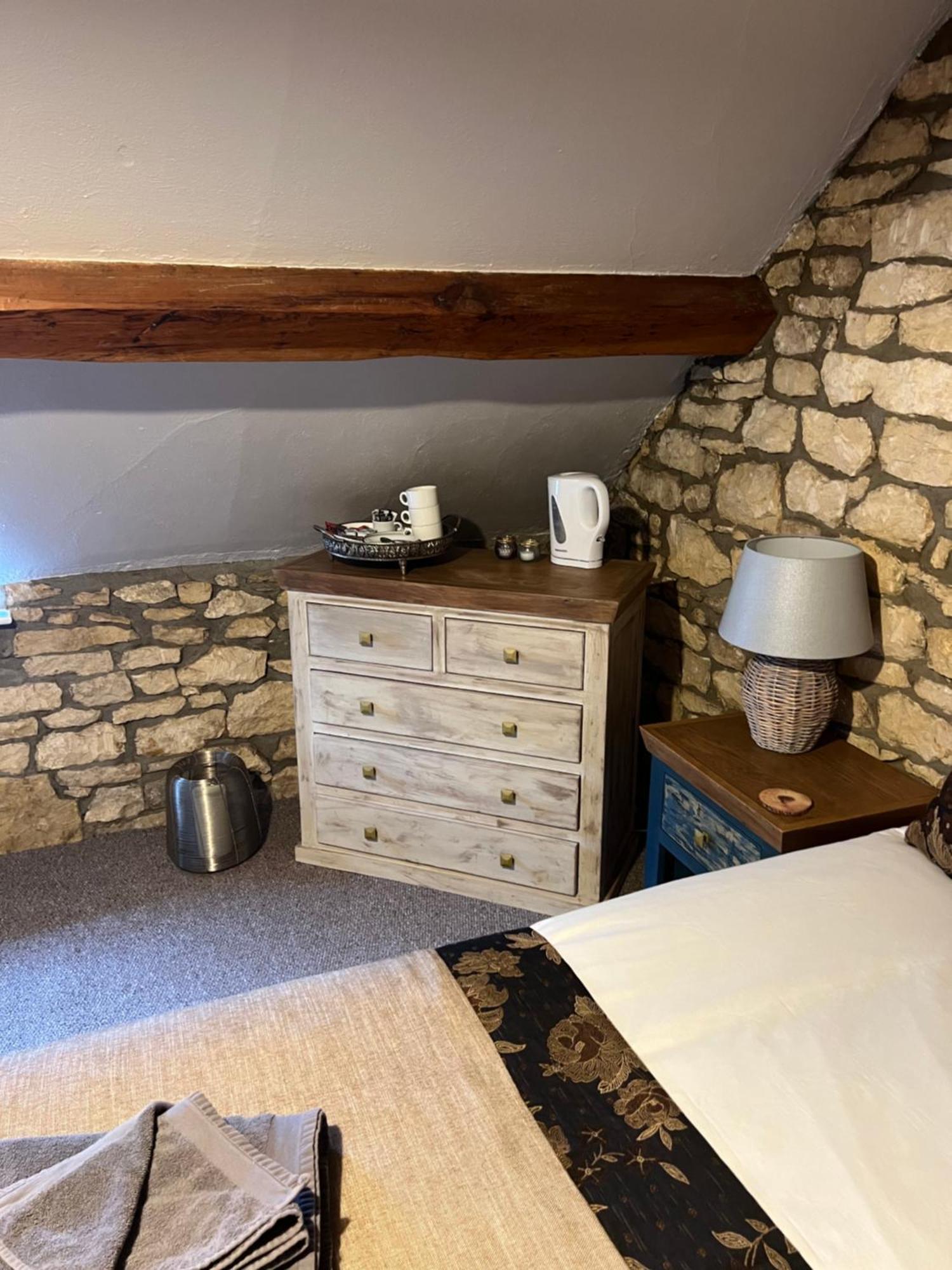 Siam Cottage Guesthouse Over 300 Years Old With Thai Restaurant Moreton-in-Marsh Kültér fotó