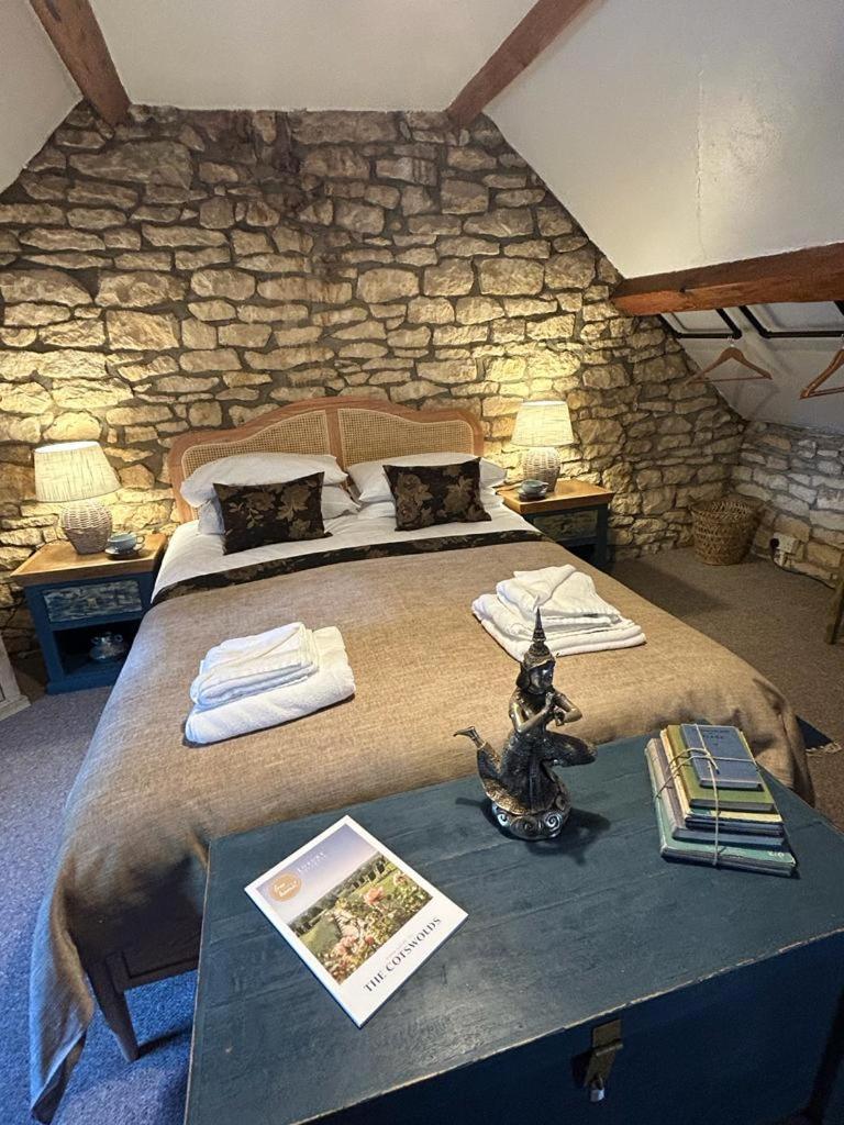 Siam Cottage Guesthouse Over 300 Years Old With Thai Restaurant Moreton-in-Marsh Kültér fotó