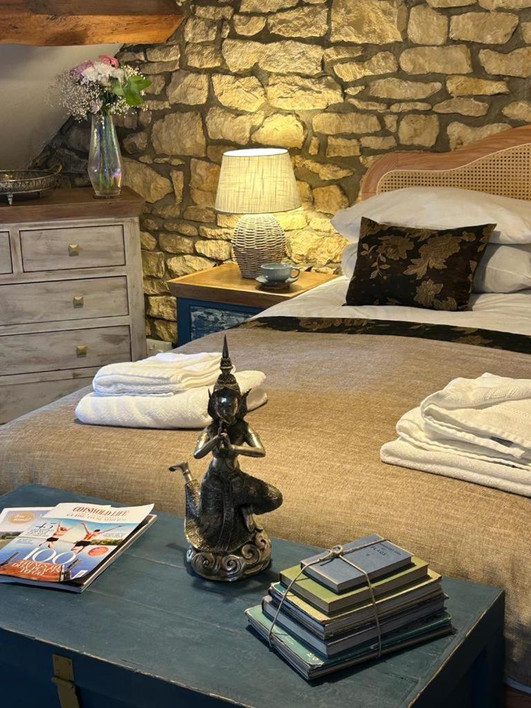 Siam Cottage Guesthouse Over 300 Years Old With Thai Restaurant Moreton-in-Marsh Kültér fotó