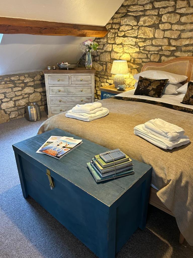 Siam Cottage Guesthouse Over 300 Years Old With Thai Restaurant Moreton-in-Marsh Kültér fotó